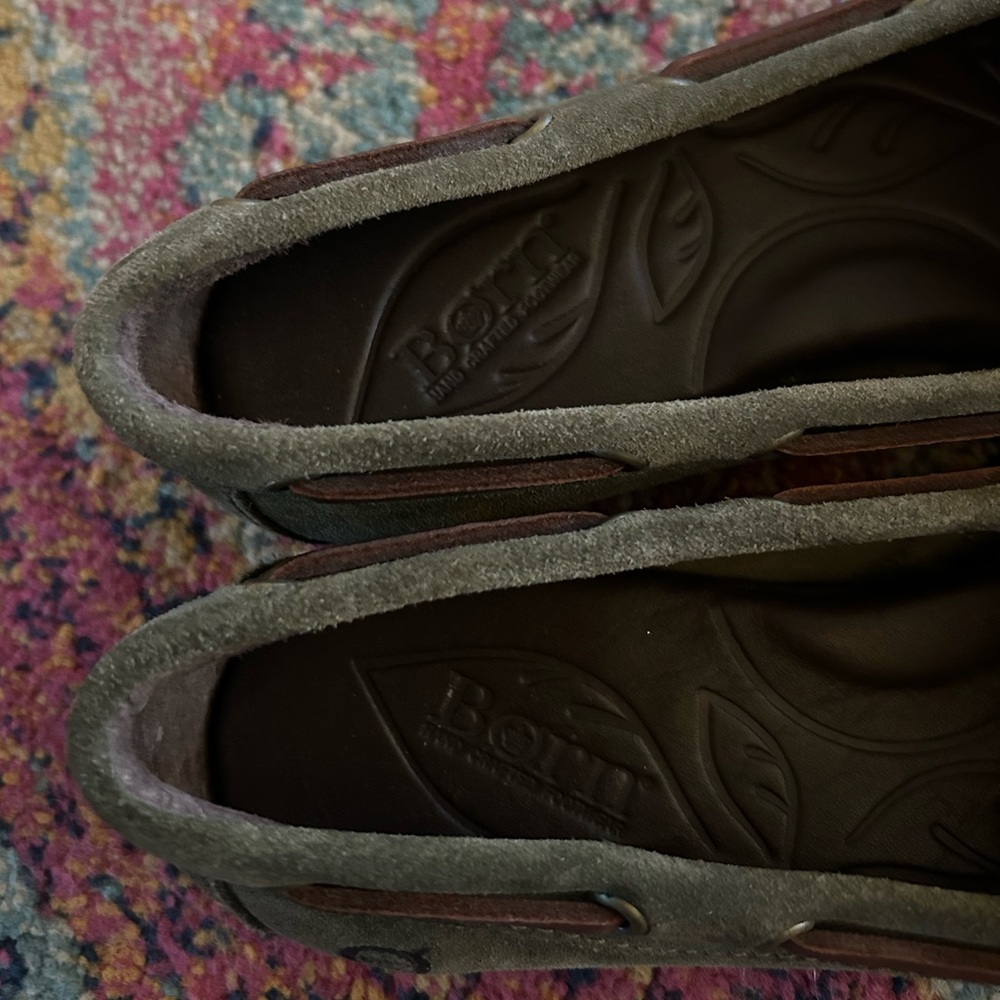 Born | Women’s Olive Green Suede Leather Slip On Driving Loafers Moccasins 8.5 - Picture 13 of 16